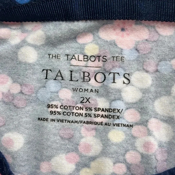 Imperfect The Talbots tee size 2x faded navy blue floral long sleeve Talbots top - Picture 9 of 11